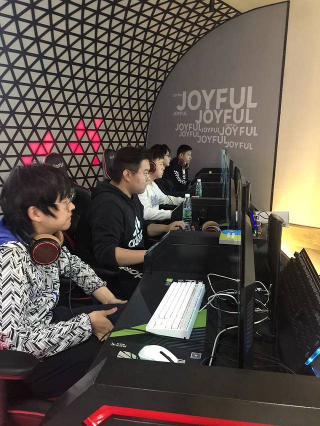 女性运动员 女性运动员