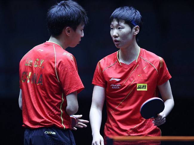 那不勒斯的 那不勒斯的